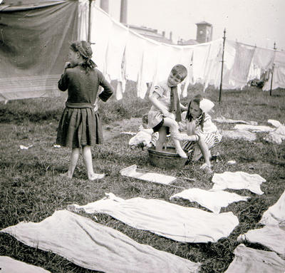 Washing on Glasgow Green