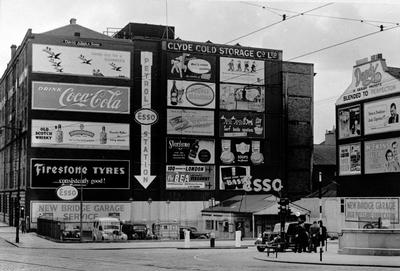 Adverts in Clyde Place