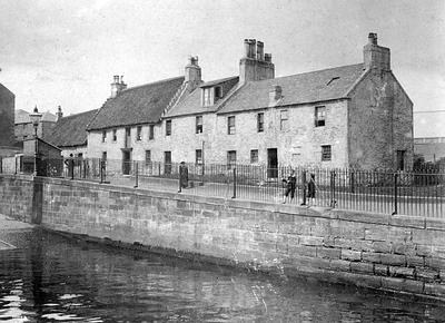 Water Row, Govan